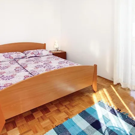 1 Bedroom Lovely In