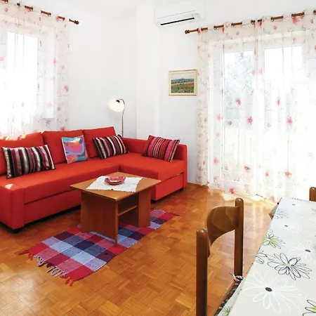 1 Bedroom Lovely In Apartman *