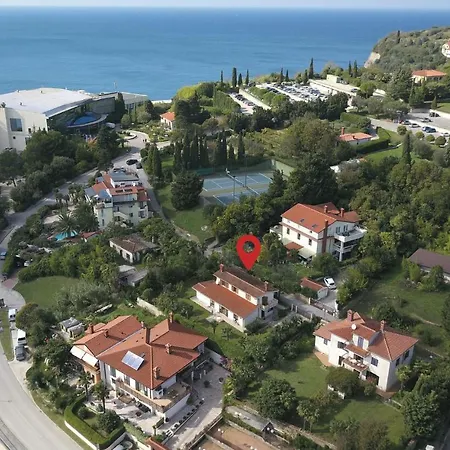 1 Bedroom Lovely In Portorož