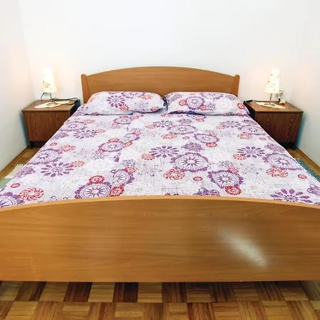 1 Bedroom Lovely In Portorož