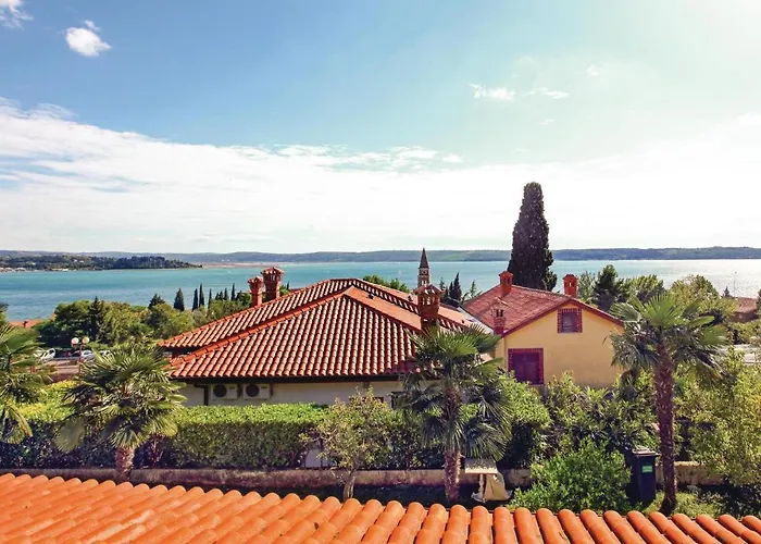 1 Bedroom Lovely In Apartman Portorož